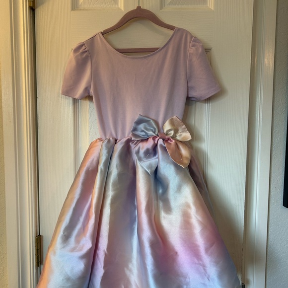 H&M Lilac Satin Bow Holiday Dress for Girls - Picture 2 of 5